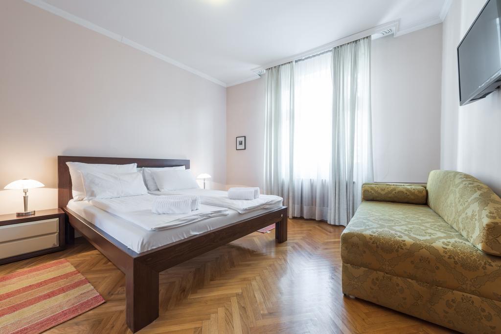 Central Belgrade Apartments 1 Belgrado Quarto foto