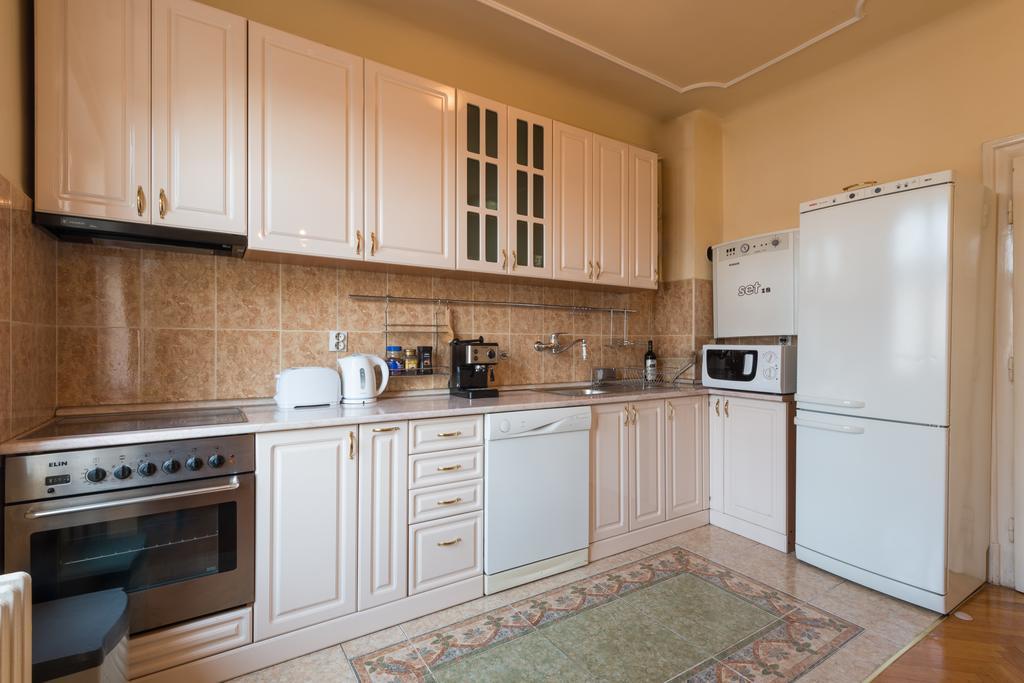 Central Belgrade Apartments 1 Belgrado Quarto foto