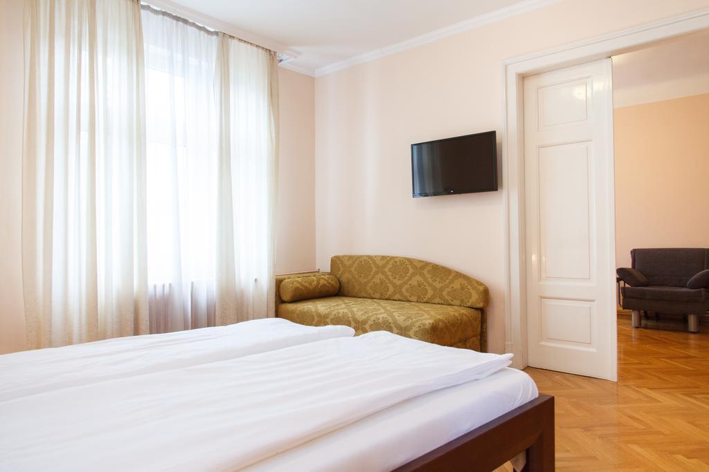Central Belgrade Apartments 1 Belgrado Quarto foto